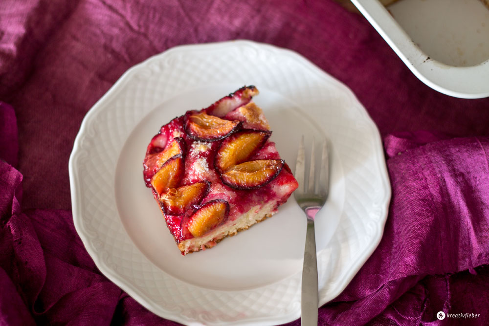 Pflaumenkuchen-mit-Quark-Öl-Teig-einfaches-Sonntagskuchen-Rezept
